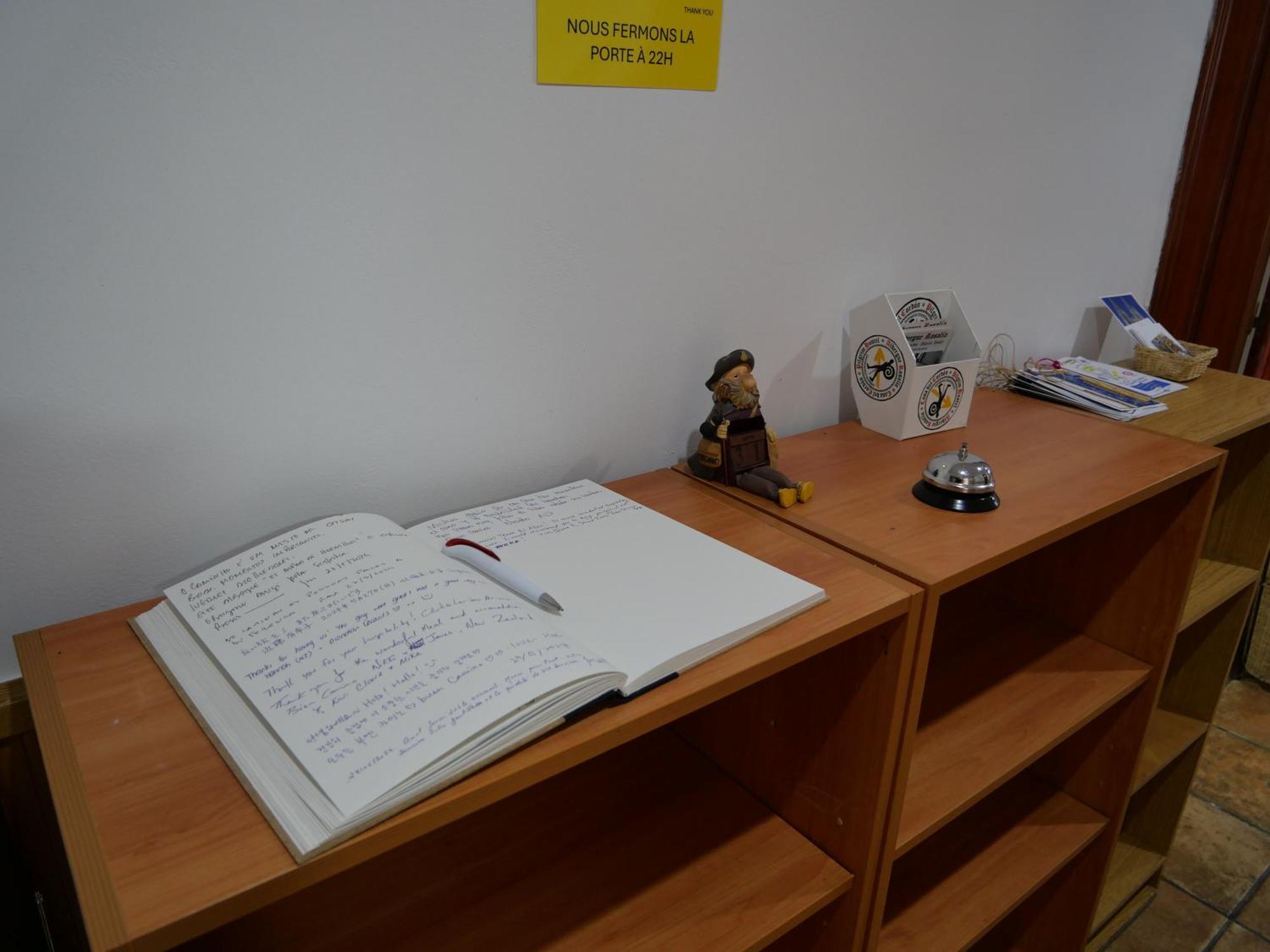 Albergue El Alfar/Pilgrim Hostel Hornillos del Camino Dış mekan fotoğraf