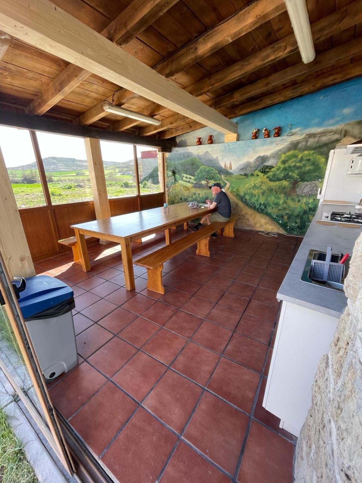Albergue El Alfar/Pilgrim Hostel Hornillos del Camino Dış mekan fotoğraf