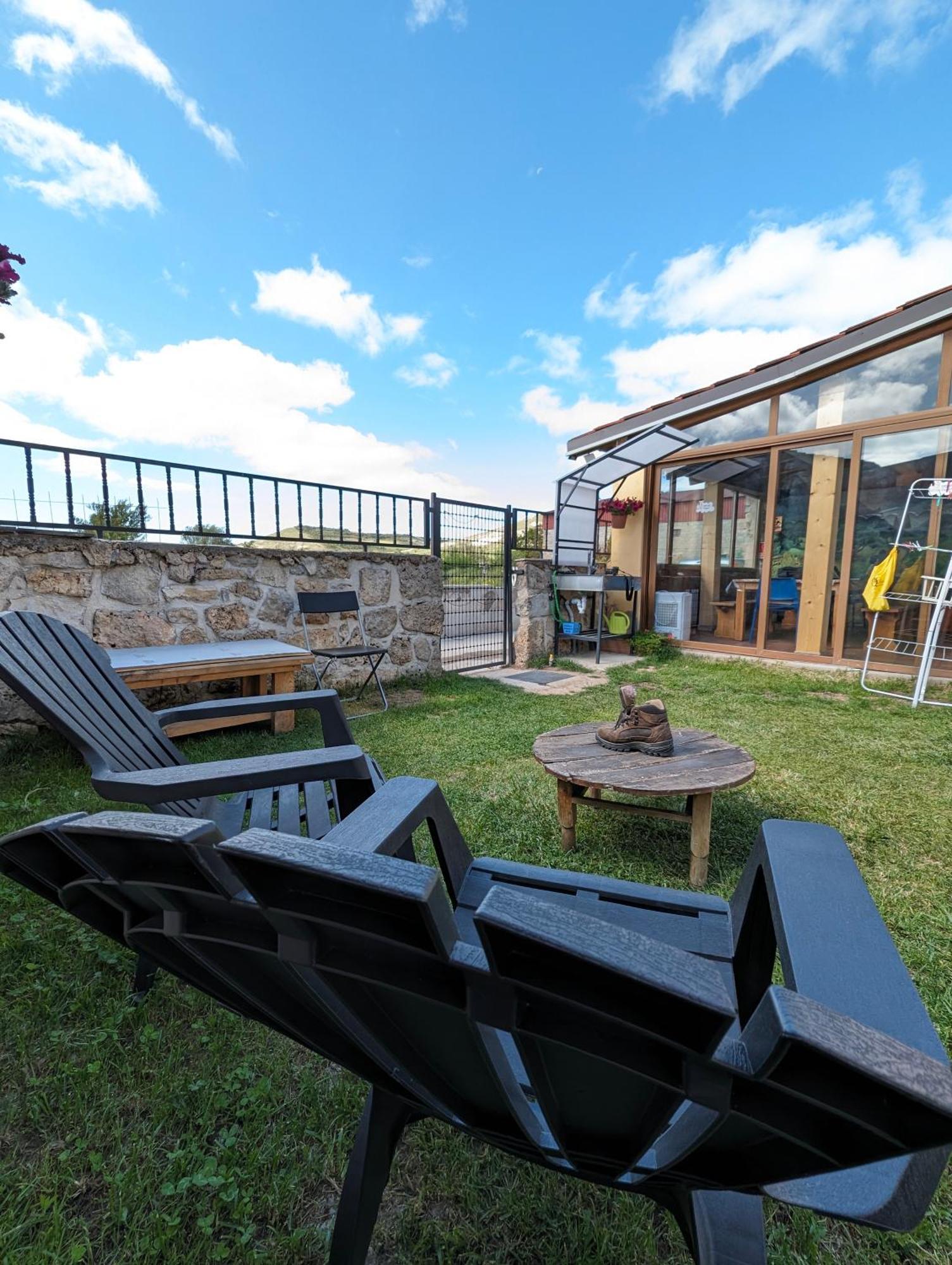 Albergue El Alfar/Pilgrim Hostel Hornillos del Camino Dış mekan fotoğraf